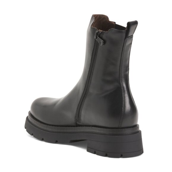 NEROGIARDINI Black Made In Italy Leather Logo Plate Chelsea Booties - Picture 2 of 2
